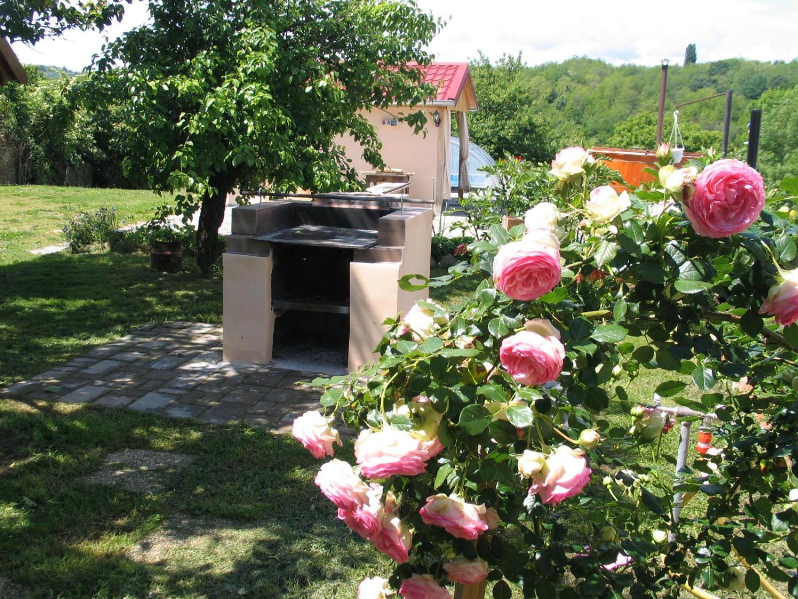 Reti Tanya Vendeghaz Hotel Kerecseny Exterior photo
